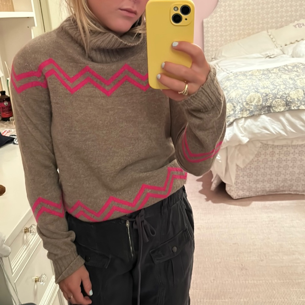 Brodie cashmere sweater